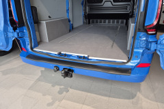 Kunststof bumperbescherming voor een Volkswagen T7