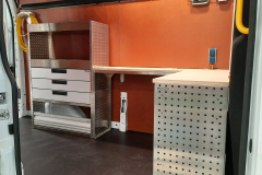Bedrijfswageninrichting Ford Transit met lades