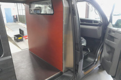 Houten kopschot met raam VW T6