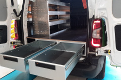 Bedrijfswageninrichting vloerladen