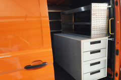 Bedrijfswageninrichting vloerladen