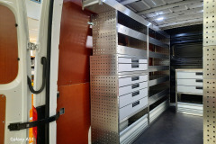 Bedrijfswageninrichting-VW-Crafter-ladeblok