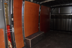 Zijwand-links-Iveco-Daily-L1